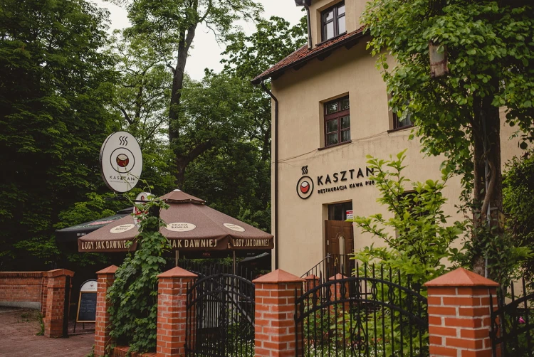 56. Restauracja Kasztan.jpg