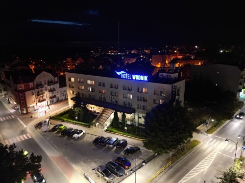 1756325005785_hotelwodniknoca.jpg