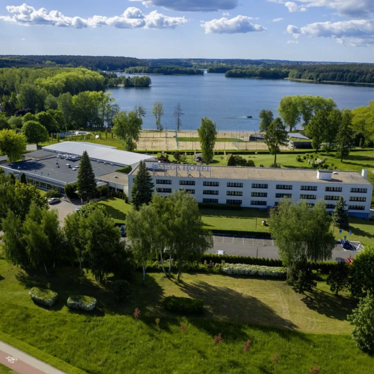 hotel omega 4.jpg